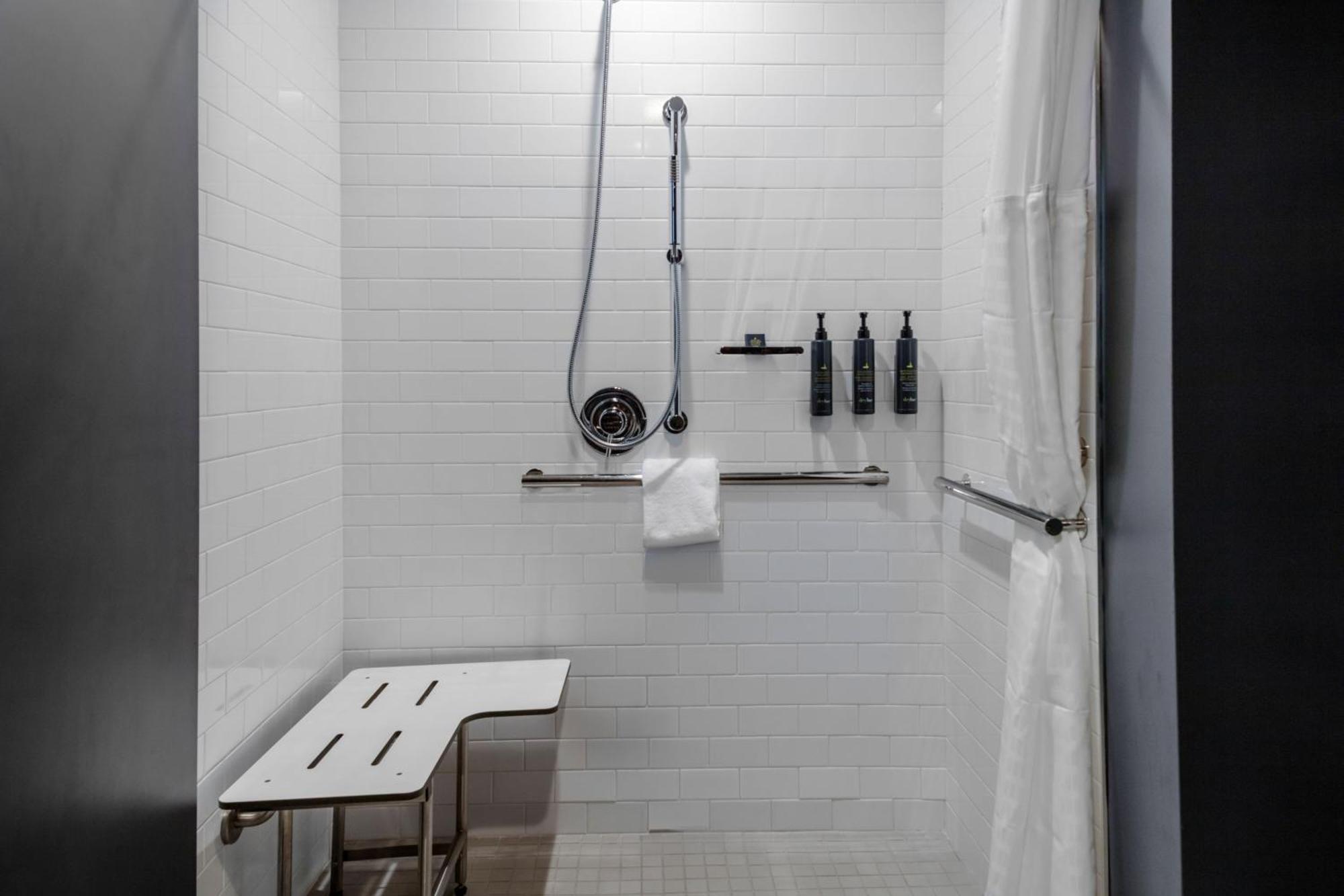 Aloft Dallas Arlington South エクステリア 写真